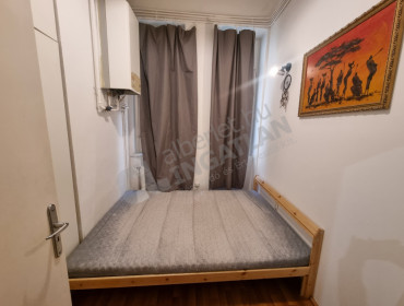 Országház utca-budapest-i-kerulet-orszaghaz-utca_9.jpg