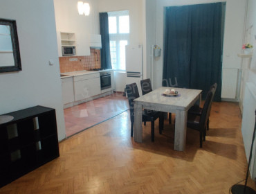 Üllői út-budapest-ix-kerulet-ulloi-ut_2.jpg