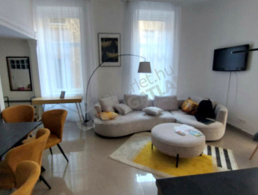 Szűz utca-budapest-viii-kerulet-szuz-utca_3.jpg