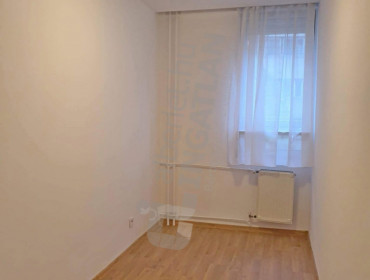 Attila út-budapest-i-kerulet-attila-ut_5.jpg