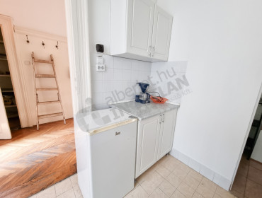 Teleki László tér-budapest-viii-kerulet-teleki-laszlo-ter_21.jpg