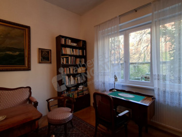 Attila út-budapest-i-kerulet-attila-ut_2.jpg