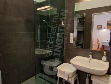 Attila út-budapest-i-kerulet-attila-ut_8.jpg