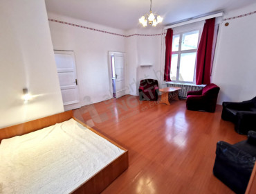 Károly körút-budapest-vii-kerulet-karoly-korut_7.jpg