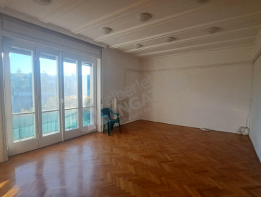 Marczibányi tér-budapest-ii-kerulet-marczibanyi-ter_4.jpg