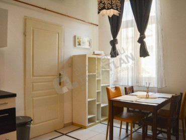 Kossuth Lajos utca-budapest-v-kerulet-kossuth-lajos-utca_3.jpg