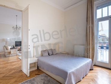 Váci utca-budapest-v-kerulet-vaci-utca_16.jpg