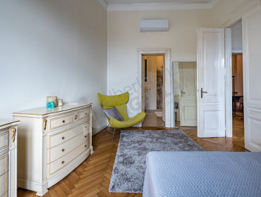 Váci utca-budapest-v-kerulet-vaci-utca_20.jpg