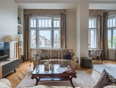 Váci utca-budapest-v-kerulet-vaci-utca_6.jpg