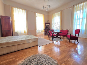 Vámház körút-budapest-v-kerulet-vamhaz-korut_2.jpg