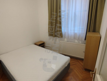 Tóth Árpád sétány-budapest-i-kerulet-toth-arpad-setany_3.jpg