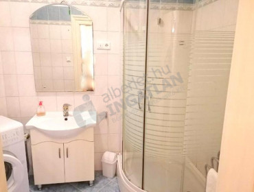 Váci utca-budapest-v-kerulet-vaci-utca_4.jpg