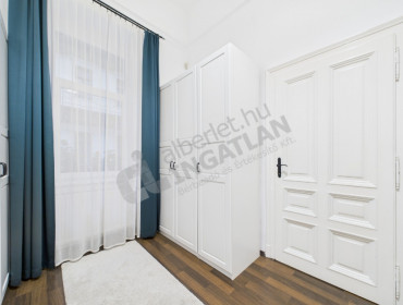 Vörösmarty utca-budapest-vi-kerulet-vorosmarty-utca_12.jpg
