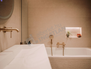 Magyar utca-budapest-v-kerulet-magyar-utca_10.jpg