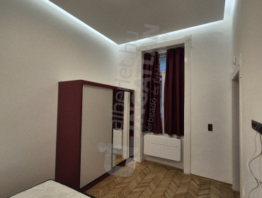 Váci utca-budapest-v-kerulet-vaci-utca_13.jpg
