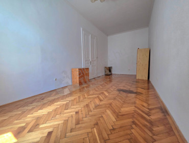 Zoltán utca-budapest-v-kerulet-zoltan-utca_4.jpg