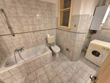 Fő utca-budapest-i-kerulet-fo-utca_3.jpg