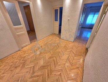 Fő utca-budapest-i-kerulet-fo-utca_4.jpg