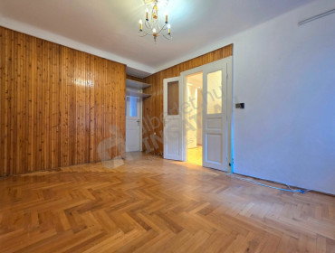 Fő utca-budapest-i-kerulet-fo-utca_8.jpg
