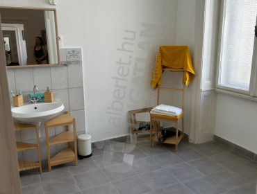 Hajós utca-budapest-vi-kerulet-hajos-utca_9.jpg