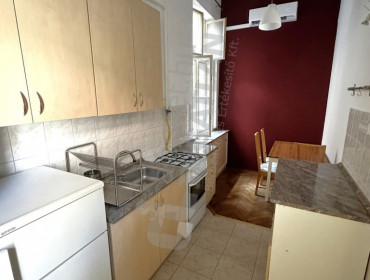 Vörösmarty utca-budapest-vi-kerulet-vorosmarty-utca_4.jpg