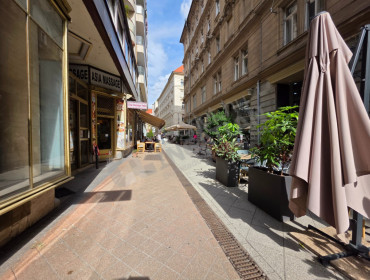 Párizsi utca-budapest-v-kerulet-parizsi-utca_27.jpg