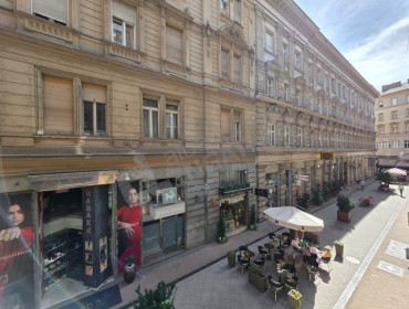 Párizsi utca-budapest-v-kerulet-parizsi-utca_8.jpg