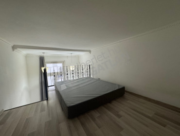 Izabella utca-budapest-vi-kerulet-izabella-utca_2.jpg