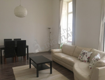 Papnövelde utca-budapest-v-kerulet-papnovelde-utca_3.jpg