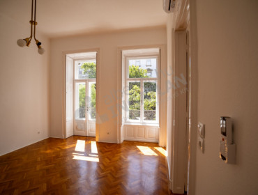 Bajcsy-Zsilinszky út-budapest-vi-kerulet-bajcsy-zsilinszky-ut_11.jpg