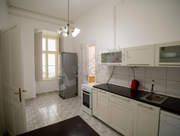 Bajcsy-Zsilinszky út-budapest-vi-kerulet-bajcsy-zsilinszky-ut_19.jpg