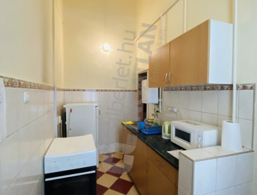 Vörösmarty utca-budapest-vi-kerulet-vorosmarty-utca_8.jpg