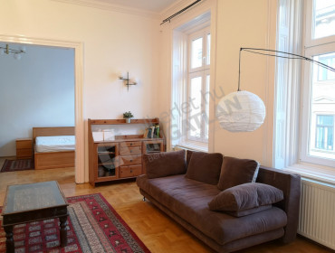 Október 6. utca-budapest-v-kerulet-oktober-6-utca_2.jpg